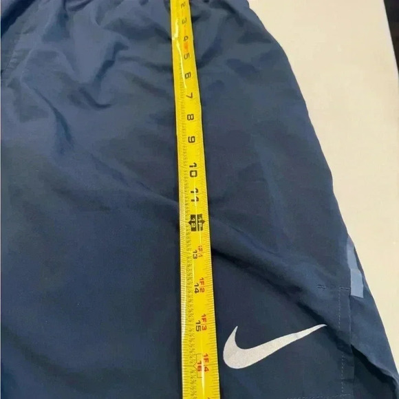 Nike men’s Dri fit shorts navy, lined, side & zip pockets sz medium - Picture 11 of 14
